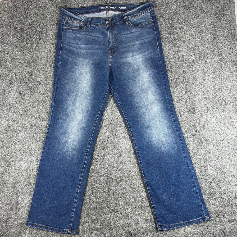 WallFlower Legendary Fit Bootcut Jeans Medium Wash Size 16 WFM12870P